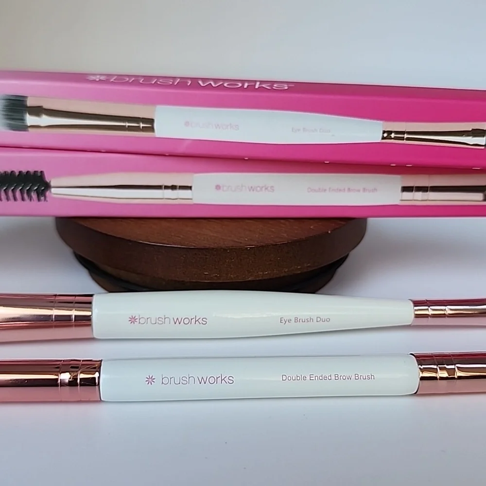 Brush Works Set - Double Ended Eye Brush & Double Ended Brow Brush